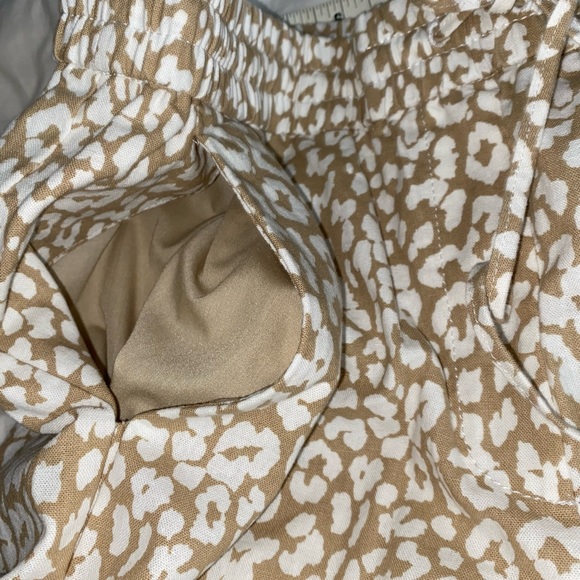 🎉HP🎉 NEW J.Crew Linen Leopard Drawstring Pants Elastic Waist Tan White Sz 14 - Picture 9 of 12